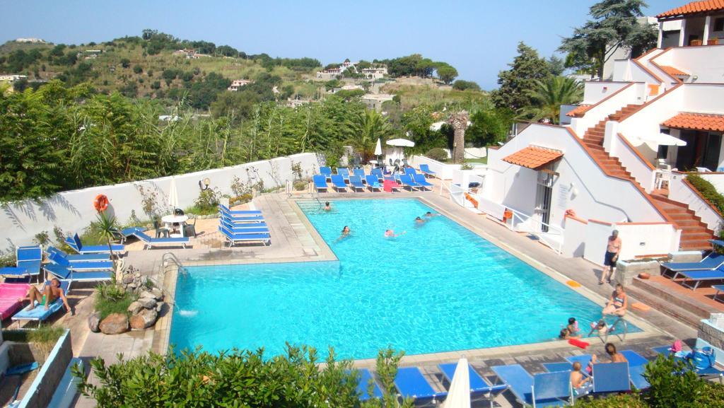 Ischia Uno Residence Forio  ภายนอก รูปภาพ